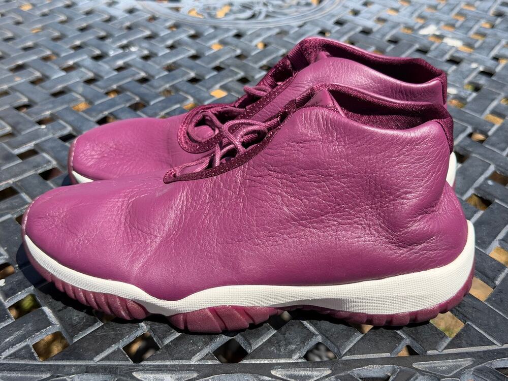 Nike Womens Air Jordan Future Bordeaux Phantom Sneaker Shoes Sz 9 M AR0726-600
